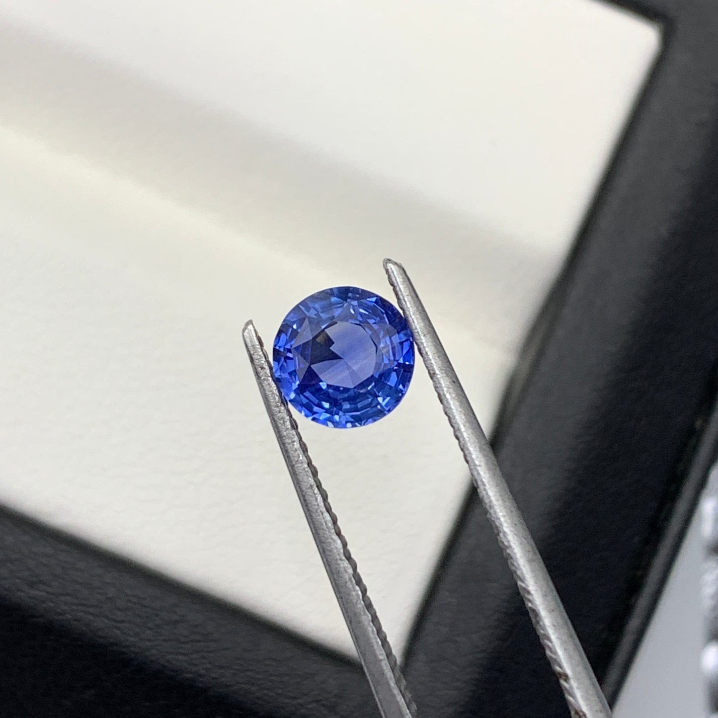 1.07CT Natural Blue Sapphire