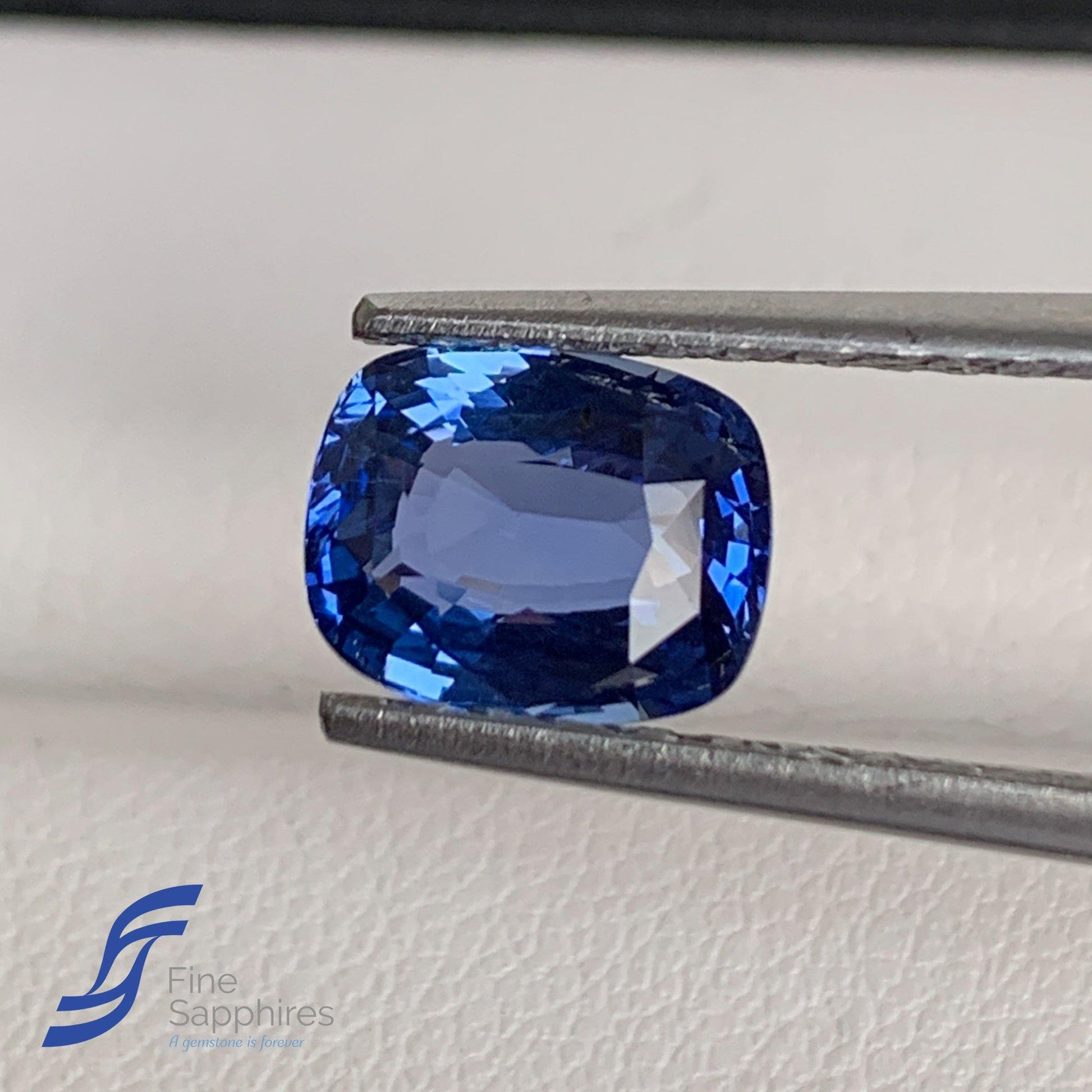 3.02CT Natural Blue Sapphire - Fine Sapphires