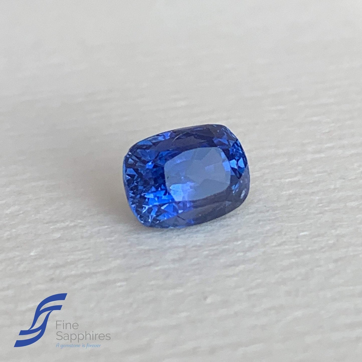 2.51CT Natural Blue Sapphire - Fine Sapphires