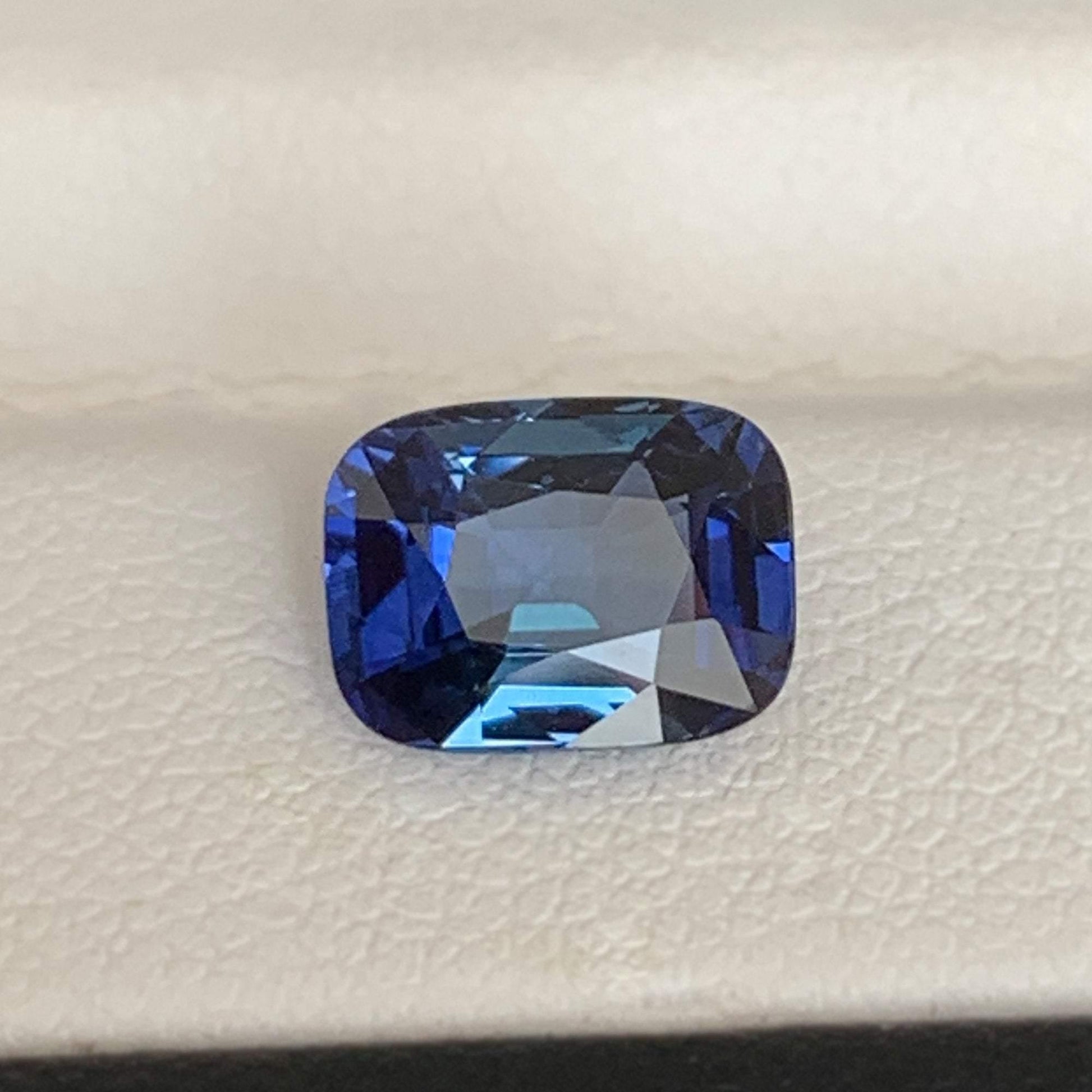 2.19CT Natural Teal Sapphire - Fine Sapphires