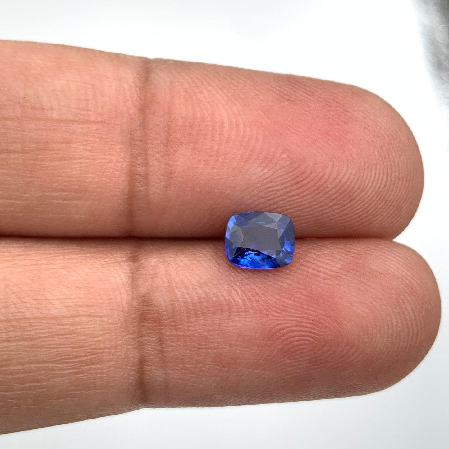 0.91CT Natural Blue Sapphire 