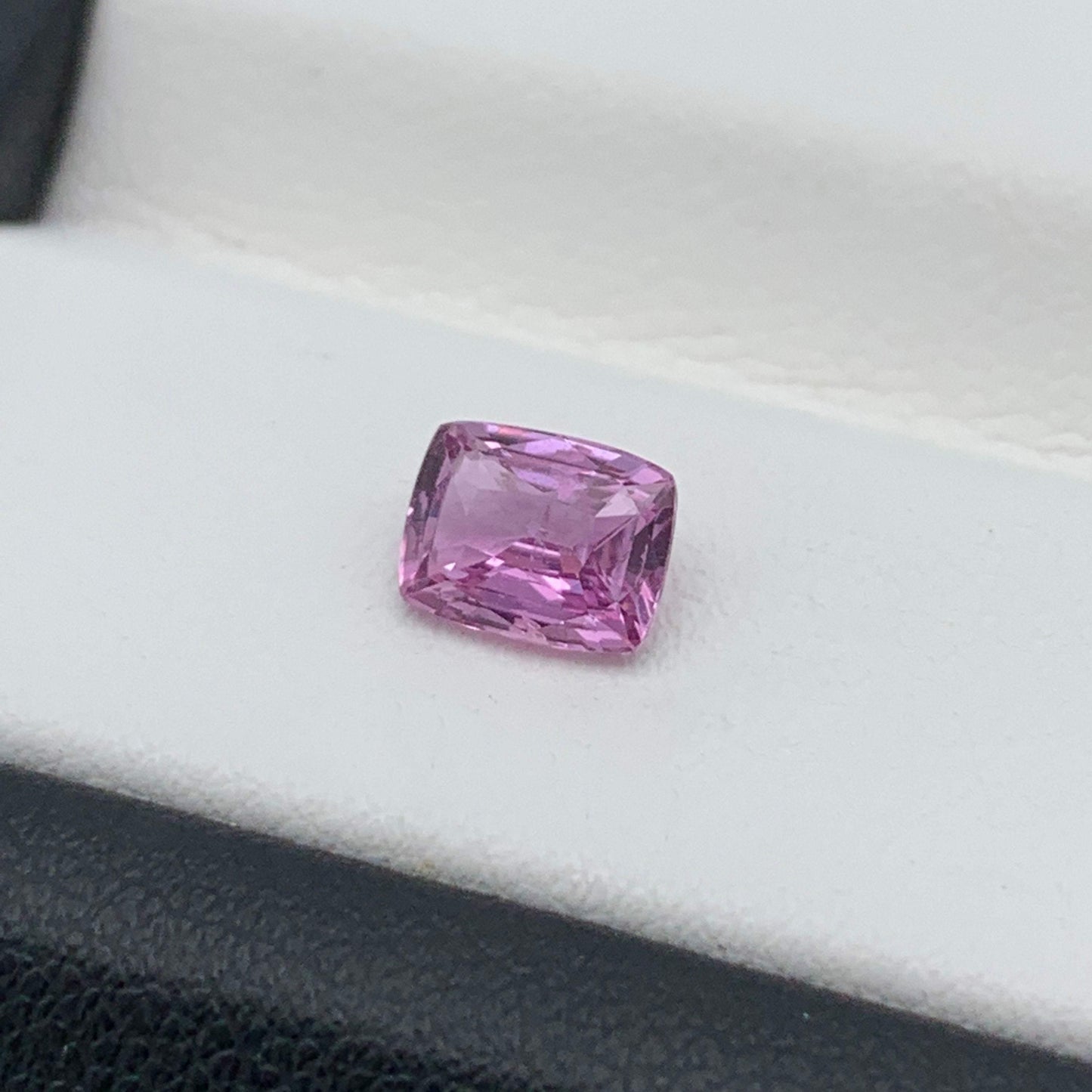 0.95CT Natural Pink Sapphire 