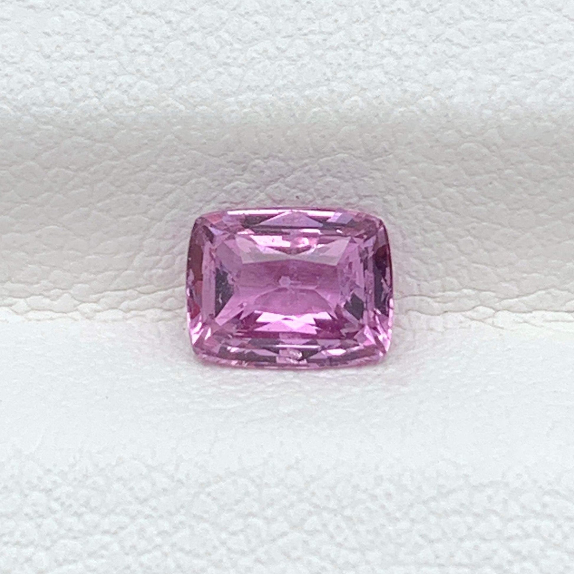 0.95CT Natural Pink Sapphire 