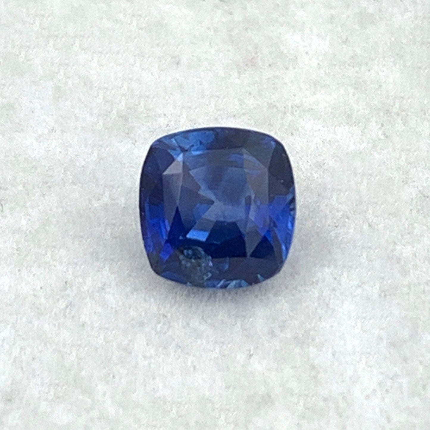 1.09CT Natural Blue Sapphire 