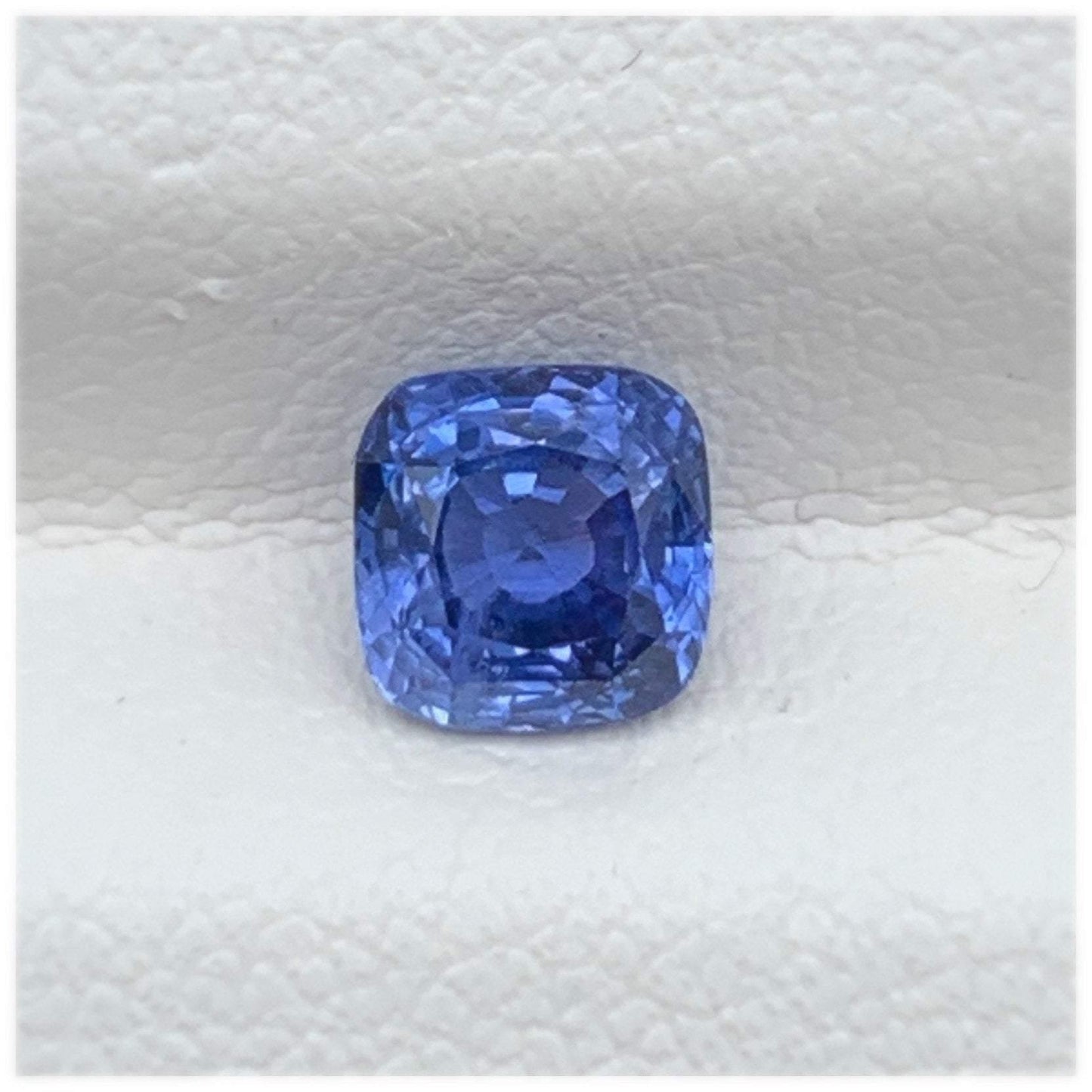 1.06CT Natural Blue Sapphire 