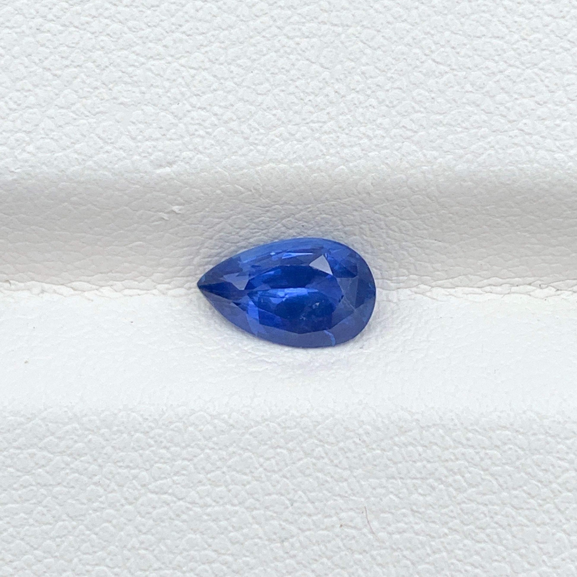 1.15CT Natural Blue Sapphire 