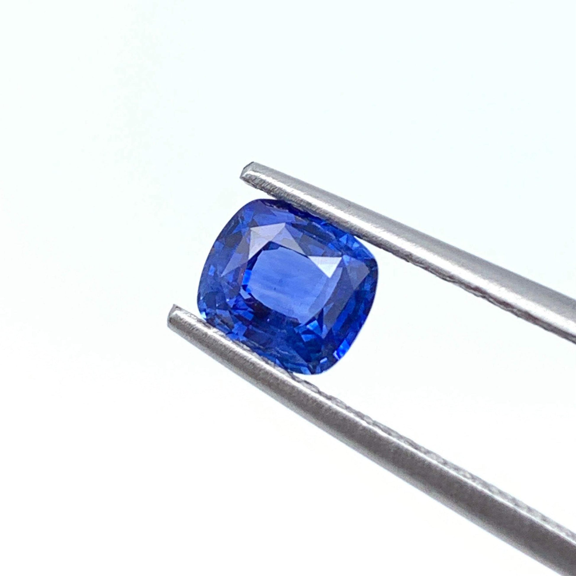 1.86CT Natural Blue Sapphire 