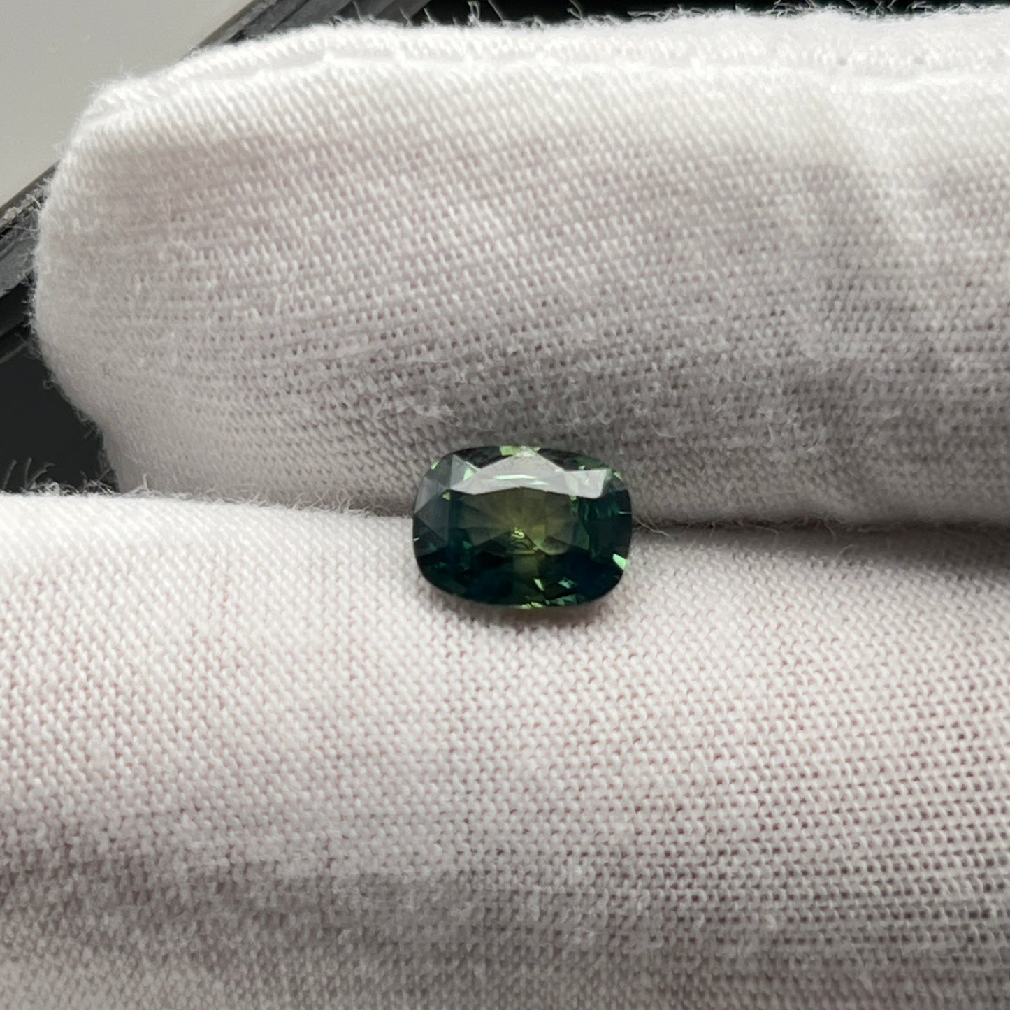 1.55CT Natural Teal Sapphire